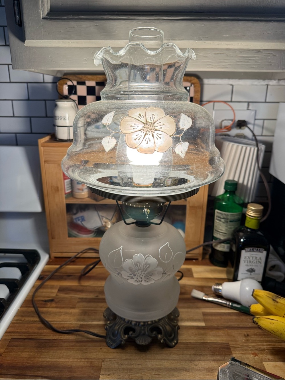 Vintage Frosted Glass Floral Table Lamp - Clear and Frosted White gone with wind